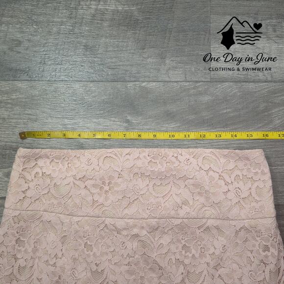 Express Layered Lace Pencil Skirt Size 12 - Picture 3 of 5